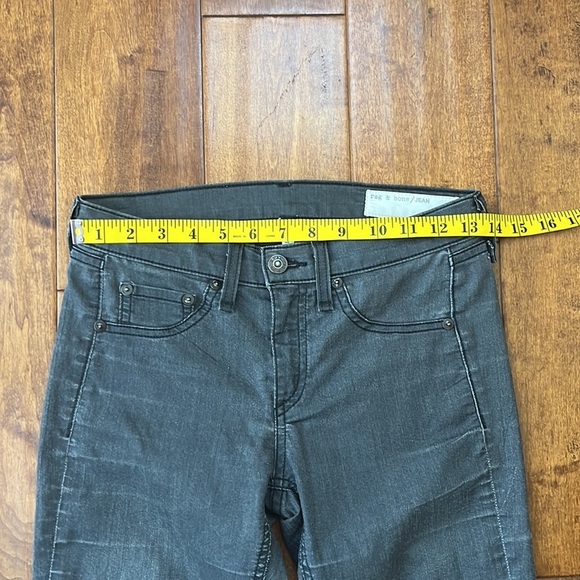 Rag & Bone Premier Legging Skinny
Jeans Size 26 - Picture 8 of 13